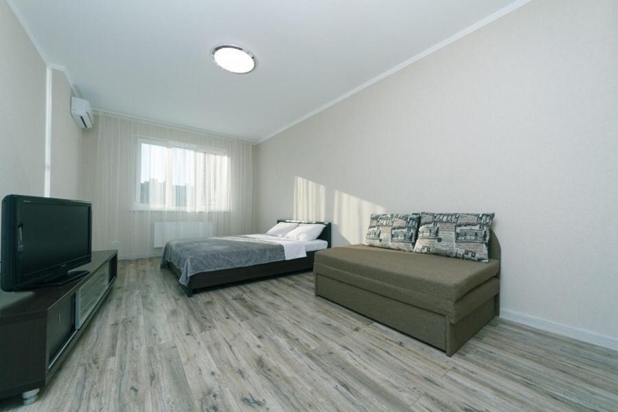 Appartement Драгоманова 38А 2Й Поверх à Kiev Extérieur photo